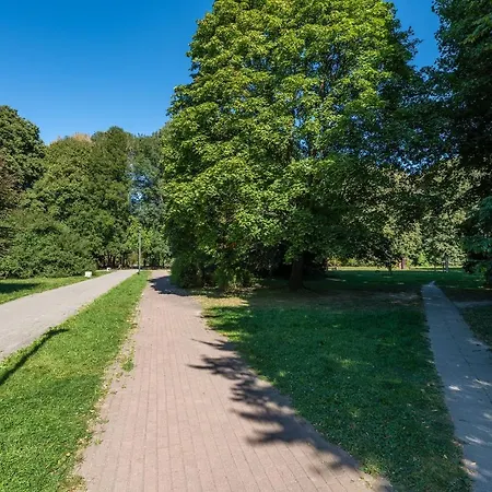 Batorego 16 Red Prywatne Mieszkanie 300m Od Metro Pole Mokotowskie I Sgh Samodzielne Zameldowanie! Self Check-in System! Apartmán Varšava